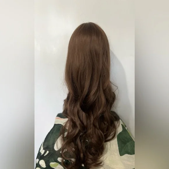 Brown Wavy Hair Wig - Realistic & Natural Look - Picture 3 of 7